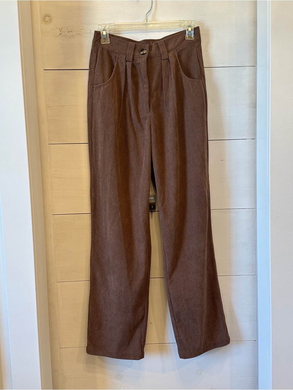 HALARA Women’s Corduroy Straight-Leg Pants in Brown